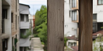楼下搭的棚子是物业的吗？